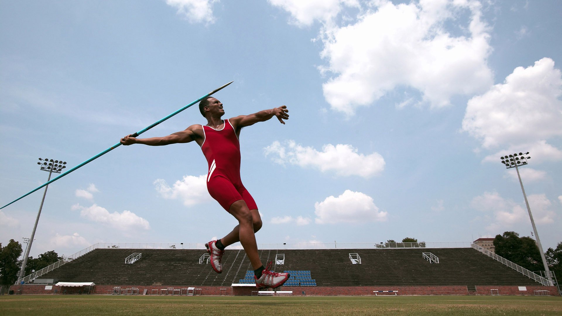 爱游戏app-新兴足球国家崭露头角，助推全球足球多极发展，足球新星