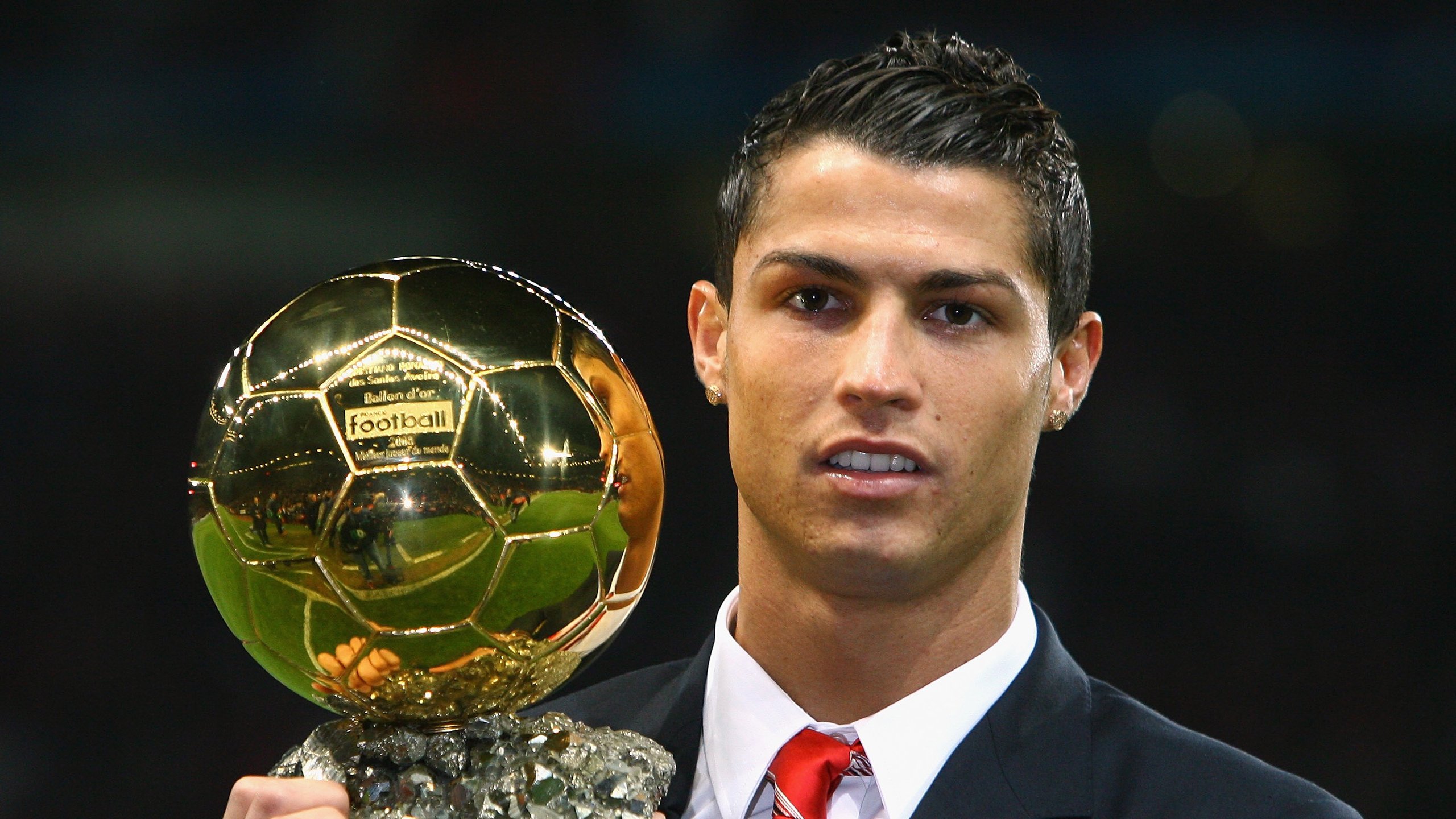 詹姆斯亲手送球鞋给患病少年,詹姆斯亲手送球鞋给患病少年是哪一集