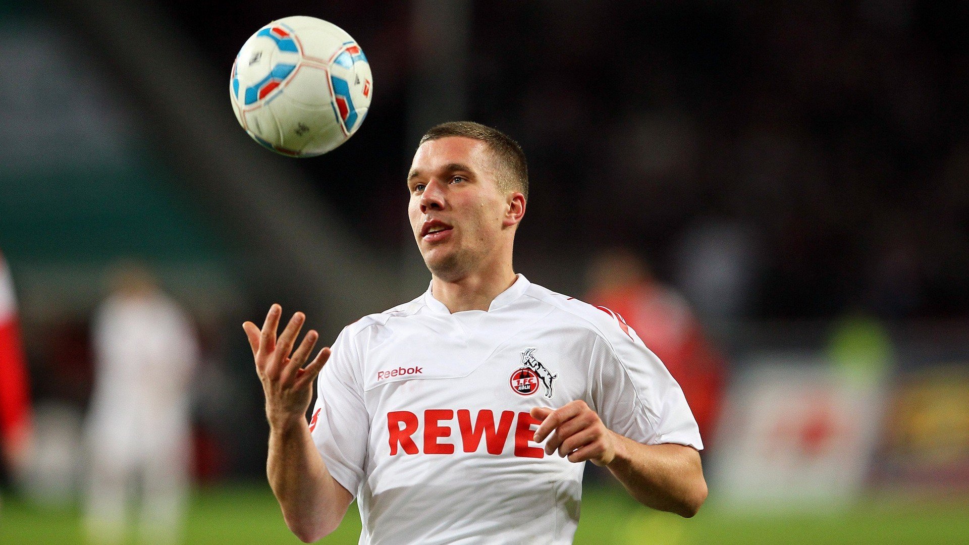 麦肯齐:无与伦比的快速反击能力使全黑队进攻如虎添翼,麦肯齐分了多少钱